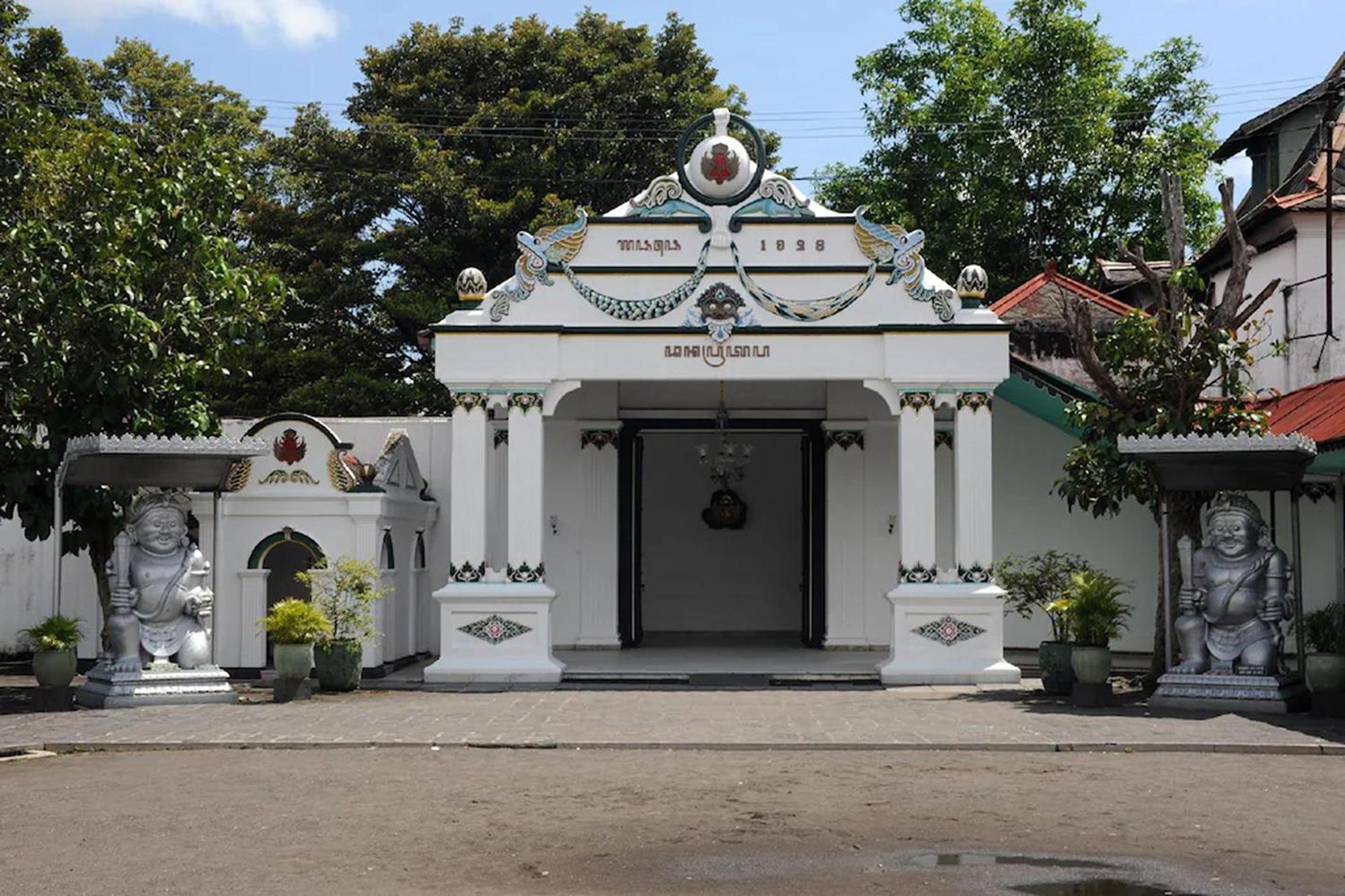 Monica Hotel Yogyakarta Dış mekan fotoğraf